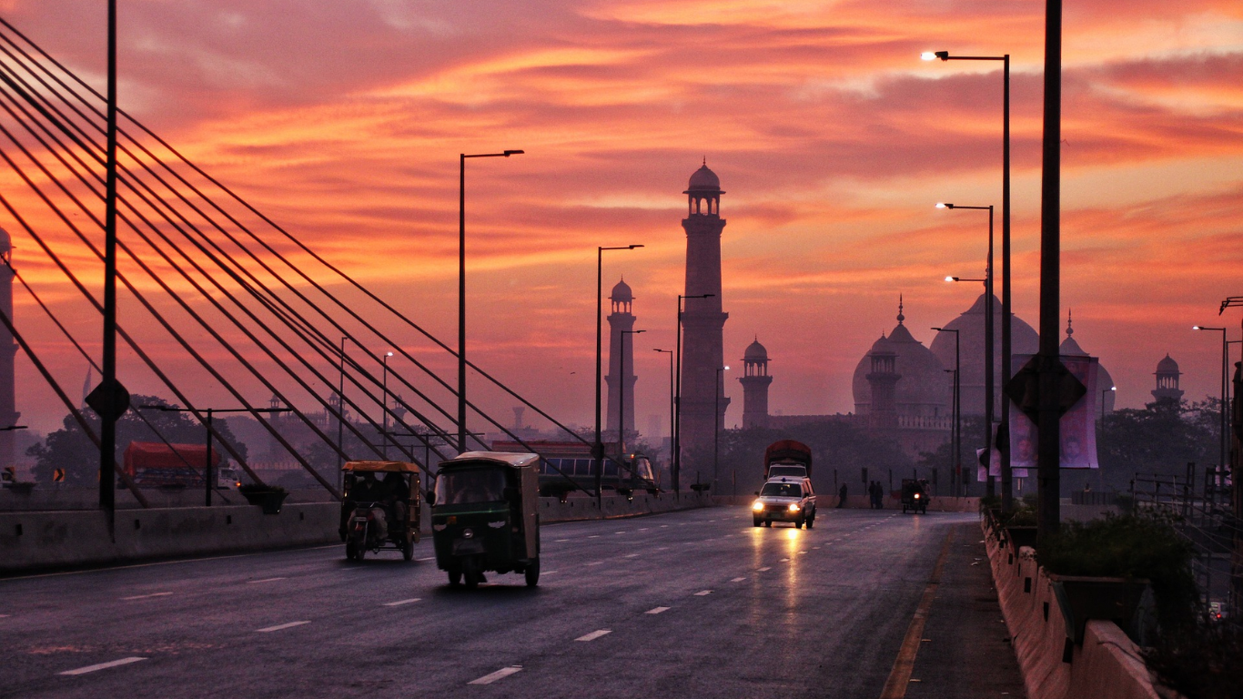 Lahore weather update: Chilling nights to continue in provincial capital