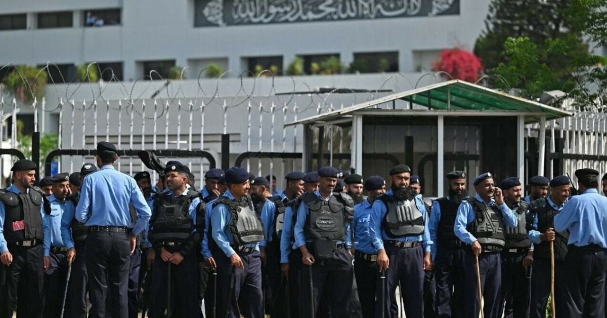 Islamabad Red Zone offices evacuate