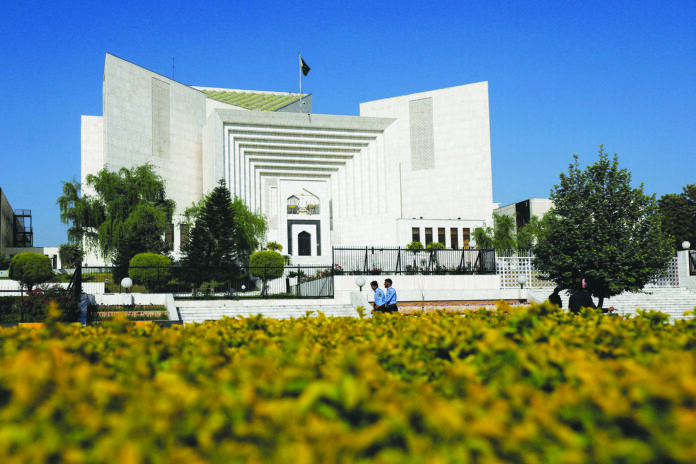 The Supreme Court has issued a notice to the government for student unions in universities.

