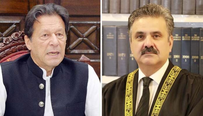 Imran Khan urges CJP Afridi to stand with justice

