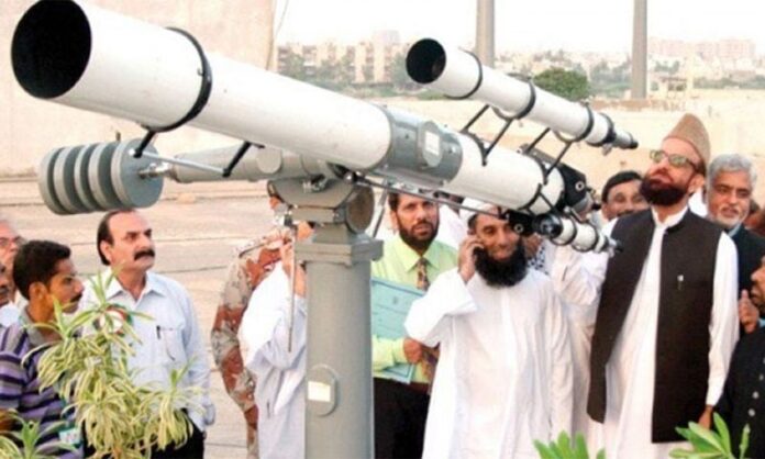 Ramadan moon in Pakistan on Sunday, the first fast

