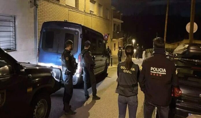 Spanish police ousted 10 Pakistanis on terror charges

